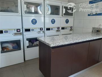 Departamento en Venta en Cerca del metro La Moneda, Toesca y Parque Almagro