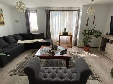 Casa en Venta en Condominio Las Catalpas / Camino a Melipilla