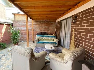 Casa en Venta en Condominio Las Catalpas / Camino a Melipilla