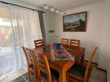 Casa en Venta en Condominio Las Catalpas / Camino a Melipilla