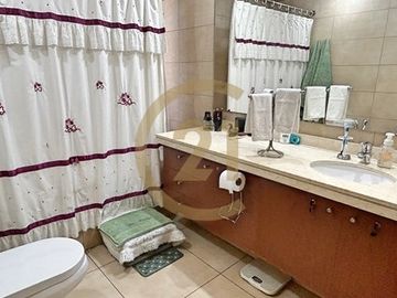 DEPARTAMENTO DÚPLEX EN VENTA, 5D, VITACURA