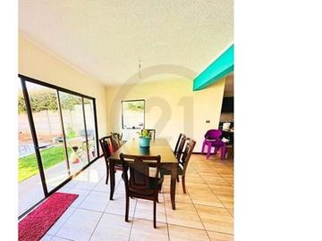 Se vende  casa en Peñuelas con terraza panorámica