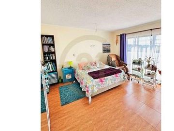 Se vende  casa en Peñuelas con terraza panorámica