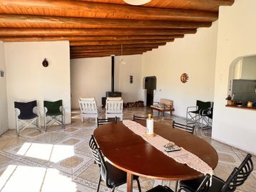 Casa con Importante parque entre Colón y San José