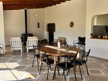 Casa con Importante parque entre Colón y San José