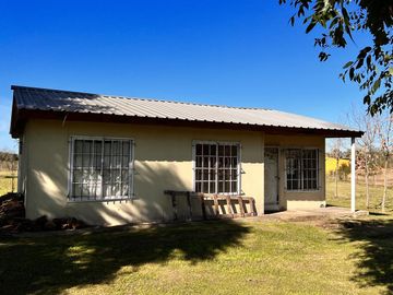 Casa con Importante parque entre Colón y San José