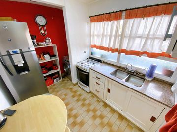 Departamento en  venta de cuatro ambientes en Beccar