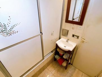 Departamento en  venta de cuatro ambientes en Beccar