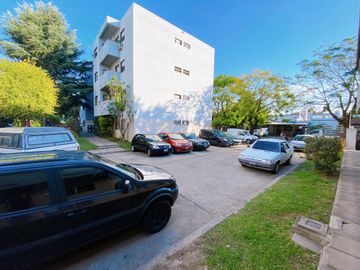 Departamento en  venta de cuatro ambientes en Beccar
