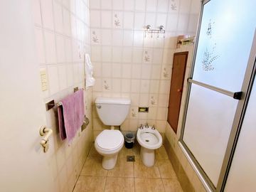 Departamento en  venta de cuatro ambientes en Beccar