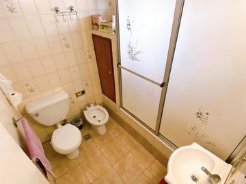 Departamento en  venta de cuatro ambientes en Beccar