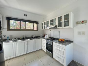 Oportunidad! Excelente casa en venta en Las Orquídeas