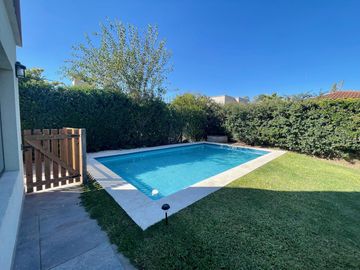 Oportunidad! Excelente casa en venta en Las Orquídeas