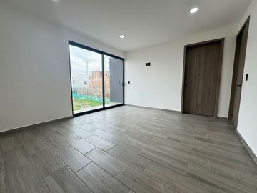 PREVENTA DE CASA EN EL SENDERO DEL FRESNO, 3 RECAMARAS  C/U CON BAÑO, PUEBLA