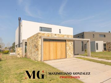Casa en venta, 6 ambientes. Terralagos, Canning