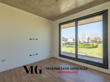 Casa en venta, 6 ambientes. Terralagos, Canning