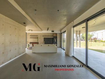 Casa en venta, 6 ambientes. Terralagos, Canning
