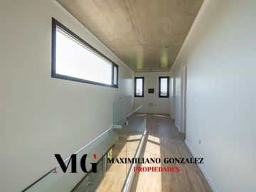 Casa en venta, 6 ambientes. Terralagos, Canning