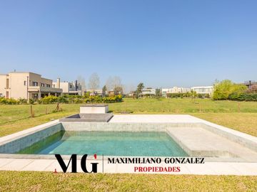 Casa en venta, 6 ambientes. Terralagos, Canning