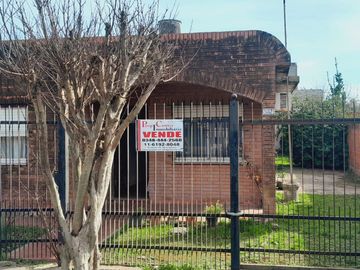 Casa en  Garin