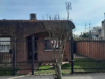 Casa en  Garin