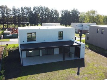 Espectacular propiedad en venta La Calesa Pilara | VCO PROPIEDADES