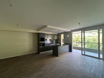 Lencke vende - Edificio Los Fresnos, amplio 2 ambientes c/balcon terraza y parrilla