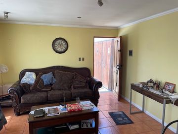 EXCELENTE CASA TALCA SECTOR ORIENTE