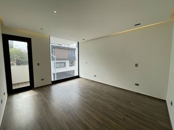 CASA EN VENTA EN PRIVADA EVEREST - CUMBRES MONTERREY, N.L.