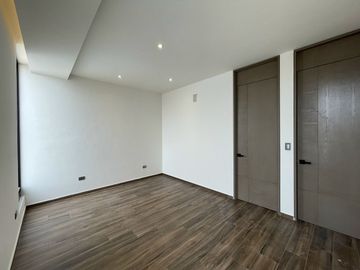 CASA EN VENTA EN PRIVADA EVEREST - CUMBRES MONTERREY, N.L.
