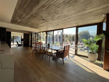 Casa en Venta en Chicureo / Piedra Roja