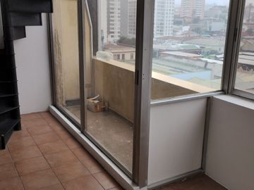 VENDE DEPARTAMENTO DUPLEX CALLE ARLEGUI