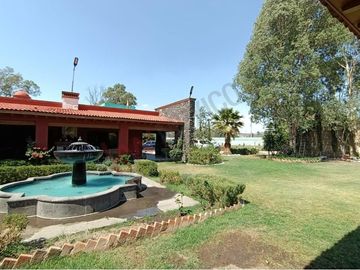¡Tu Oasis en San Juan del Río Espera por Ti! - Venta de Rancho en San Juan del Rio