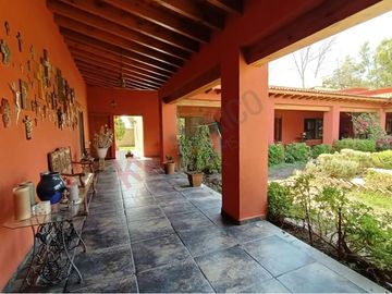 ¡Tu Oasis en San Juan del Río Espera por Ti! - Venta de Rancho en San Juan del Rio