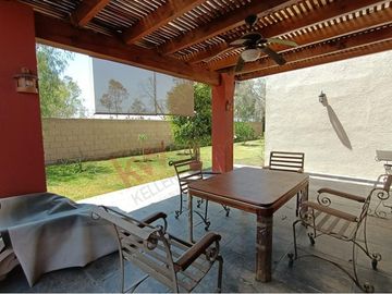 ¡Tu Oasis en San Juan del Río Espera por Ti! - Venta de Rancho en San Juan del Rio
