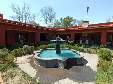¡Tu Oasis en San Juan del Río Espera por Ti! - Venta de Rancho en San Juan del Rio