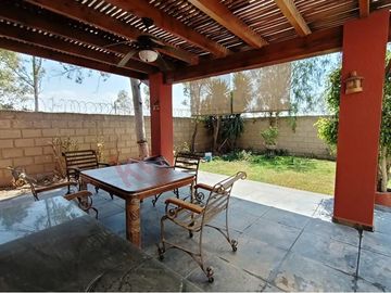 ¡Tu Oasis en San Juan del Río Espera por Ti! - Venta de Rancho en San Juan del Rio