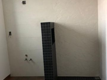 Estrena amplia casa en San Jerónimo