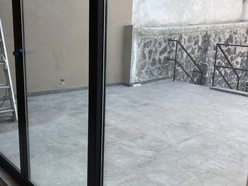 Estrena amplia casa en San Jerónimo