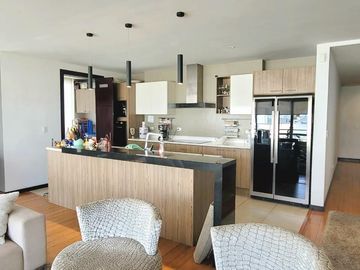 Venta Departamento Moderno 3 Dormitorios con Amplio Balcón
