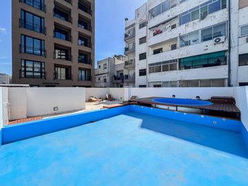 VENTA de 1 ambiente al frente con balcón y piscina