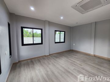 4 Bedroom Townhouse for sale at Pruksa Ville 42 Terdthai-Kalpapruk