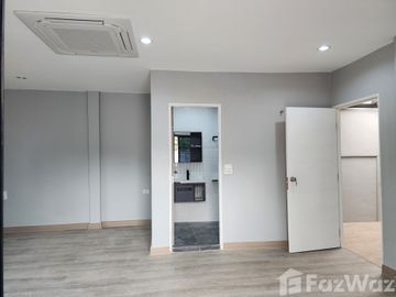 4 Bedroom Townhouse for sale at Pruksa Ville 42 Terdthai-Kalpapruk