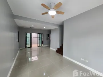 4 Bedroom Townhouse for sale at Pruksa Ville 42 Terdthai-Kalpapruk