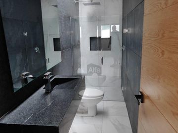 Casa en venta en Residencial Trento