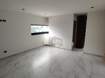 Casa en venta en Residencial Trento