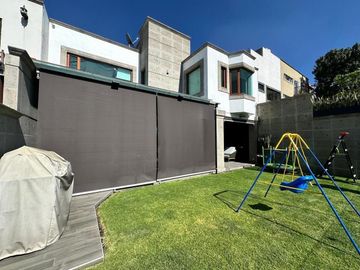 Excelente Casa en Venta en Ubicacion Priviligiada Parques de La Herradura