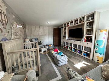 Excelente Casa en Venta en Ubicacion Priviligiada Parques de La Herradura