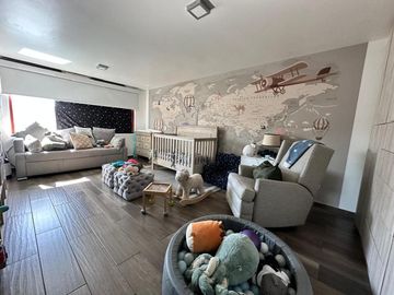 Excelente Casa en Venta en Ubicacion Priviligiada Parques de La Herradura