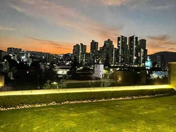 Excelente Casa en Venta en Ubicacion Priviligiada Parques de La Herradura